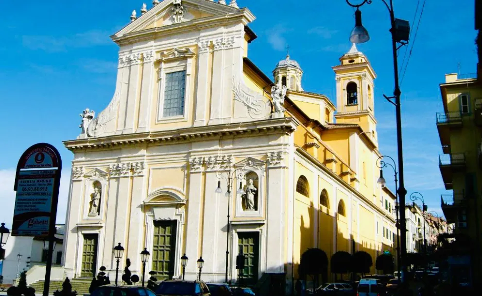 Basilica Collegiata di San Barnaba Apostolo