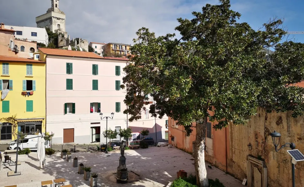 Piazza Santa Domitilla